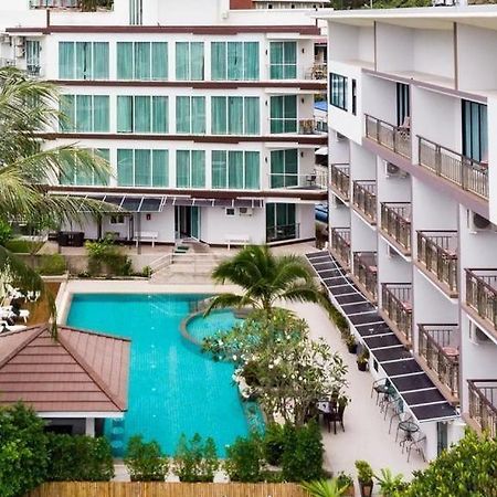 Dipantai Boutique Beach Resort Patong Экстерьер фото