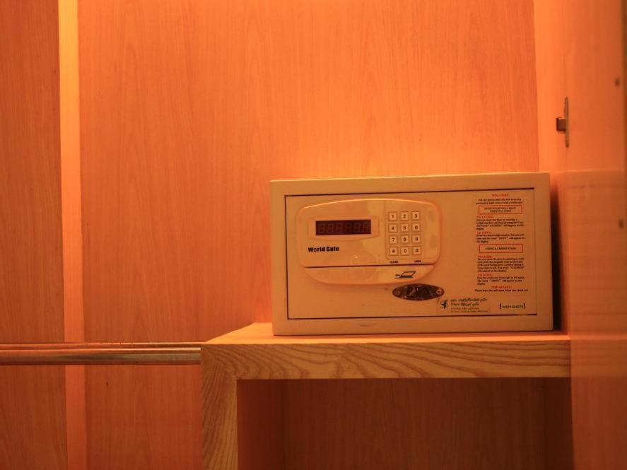 Dipantai Boutique Beach Resort Patong Экстерьер фото