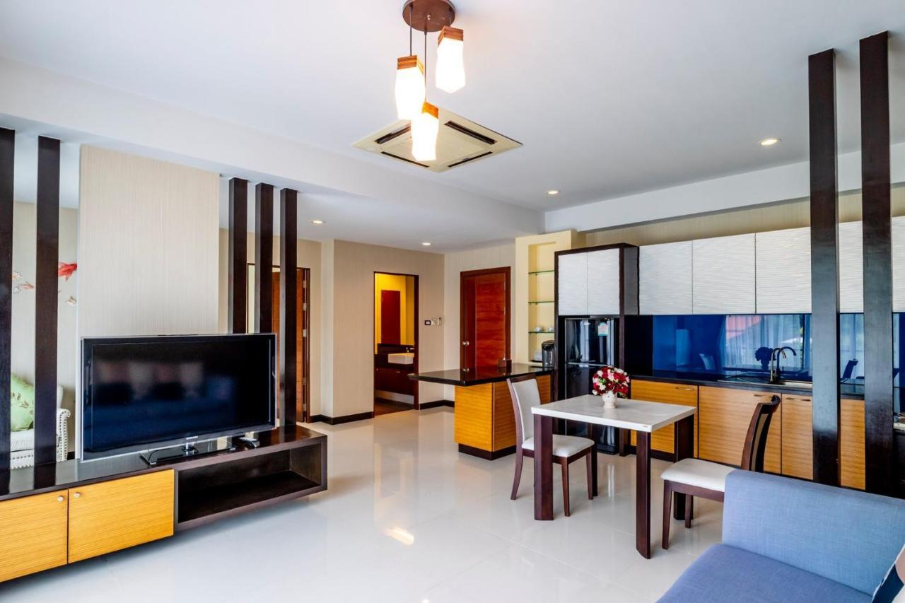 Dipantai Boutique Beach Resort Patong Экстерьер фото