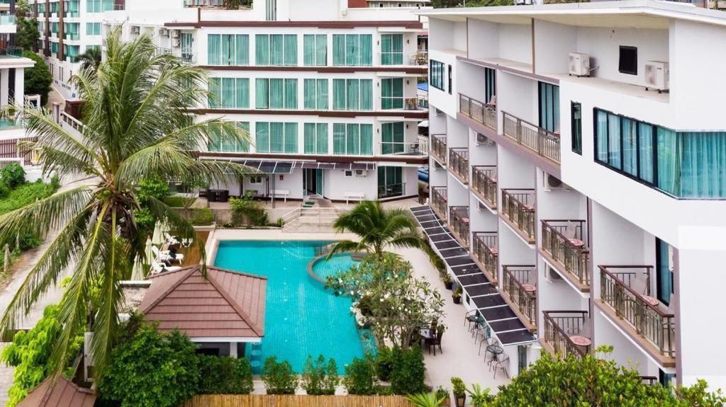 Dipantai Boutique Beach Resort Patong Экстерьер фото